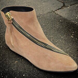 Giuseppe Zanotti Beige Nubuck Leather Exposed Gold Accent Zipper Ankle Boot, 36